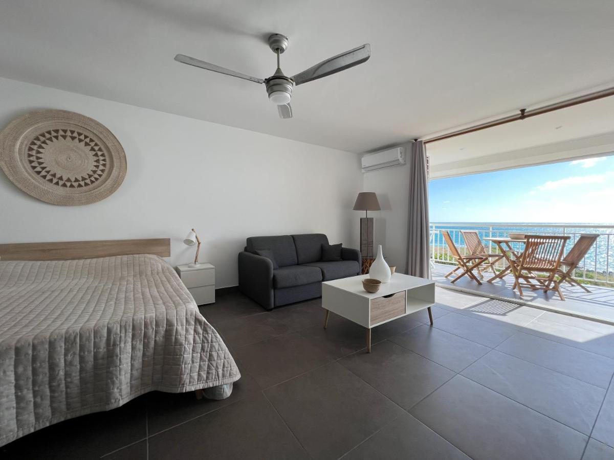 Front Line Unit 520 Ft2 - 48 M2, On Second Floor, Stunning Ocean View Apartment Cul de Sac Bagian luar foto