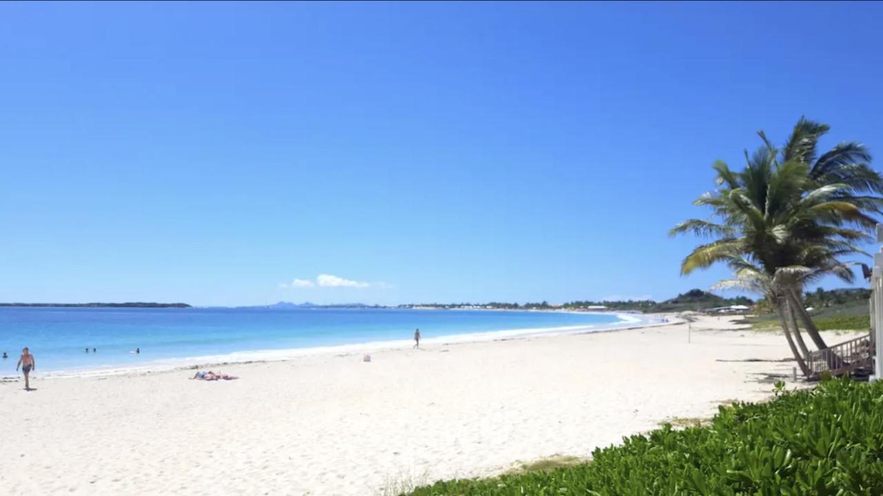 Front Line Unit 520 Ft2 - 48 M2, On Second Floor, Stunning Ocean View Apartment Cul de Sac Bagian luar foto