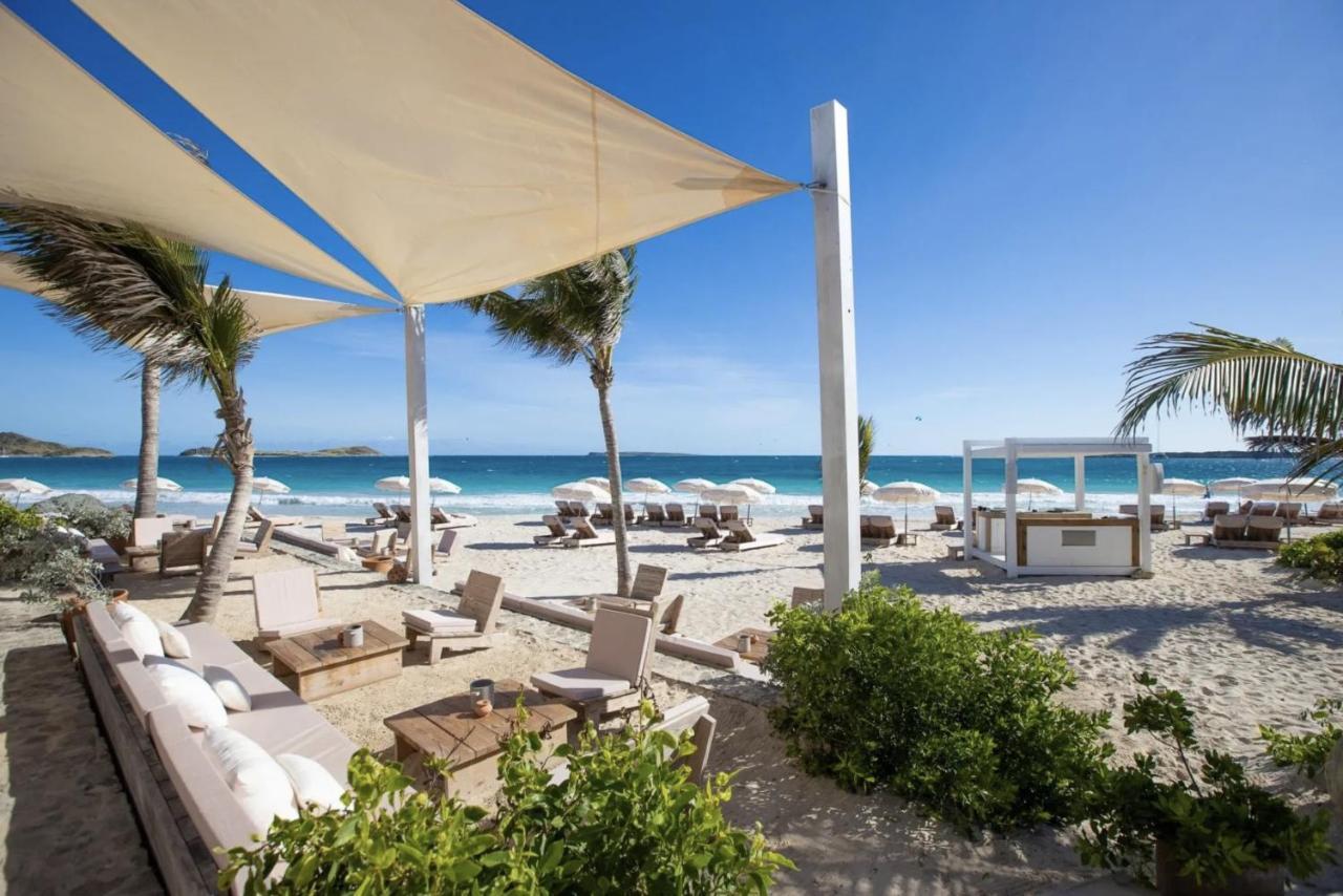 Front Line Unit 520 Ft2 - 48 M2, On Second Floor, Stunning Ocean View Apartment Cul de Sac Bagian luar foto